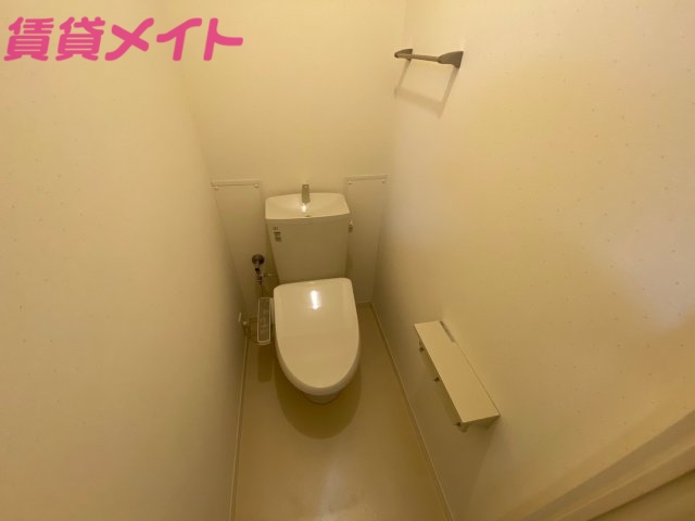 トイレ　同型タイプ画像
