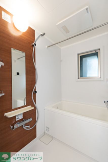 バス・シャワールーム　※写真は同タイプ住戸です。