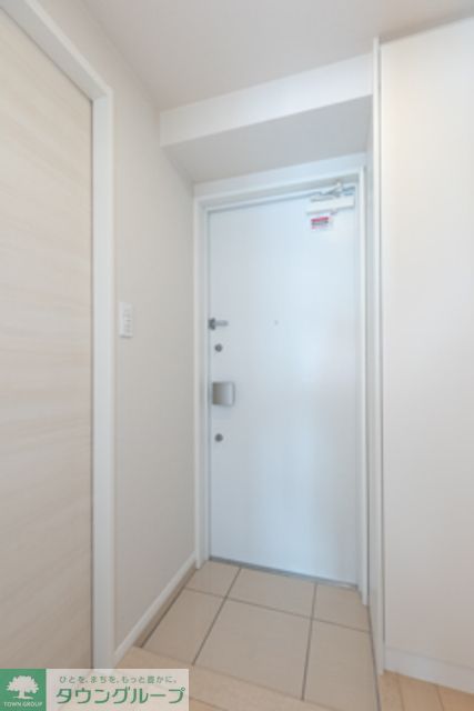 玄関　※写真は同タイプ住戸です。