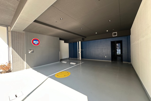 駐車場　駐車場