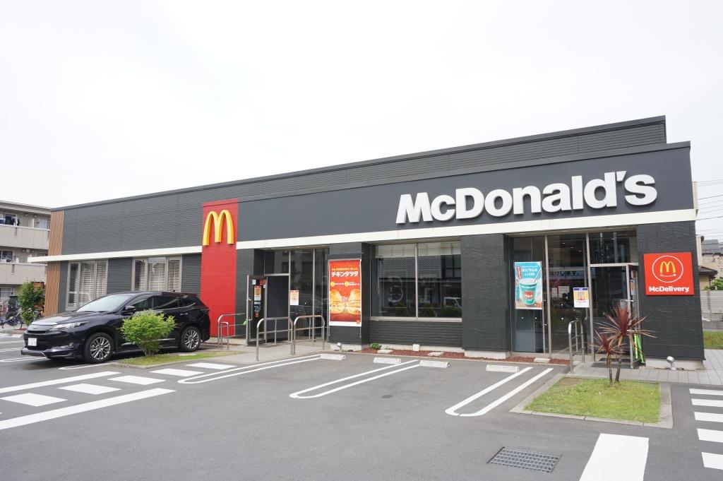 その他　マクドナルド 足立六町店（その他）まで624m