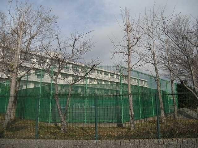 エントランス　周南中学校まで950m