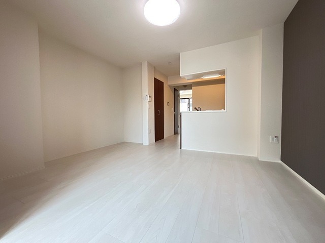 居室・リビング　明るいお部屋です