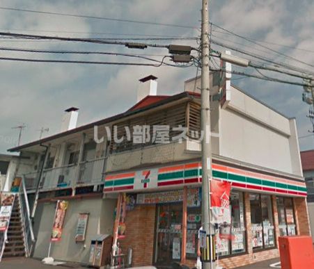 コンビニ　セブンイレブン 函館日吉が丘店（コンビニ）まで814m