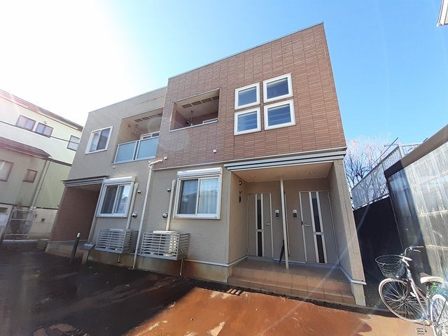 建物外観　落ち着いた雰囲気の外観です