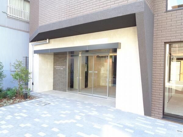 エントランス　建物の内部です