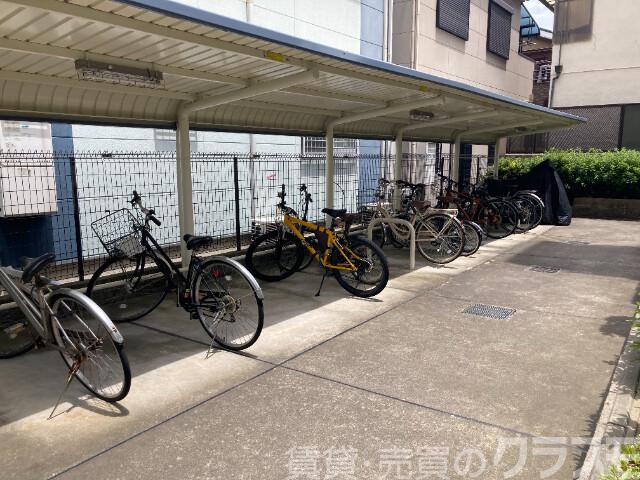 その他共有部分　屋根付き駐輪場