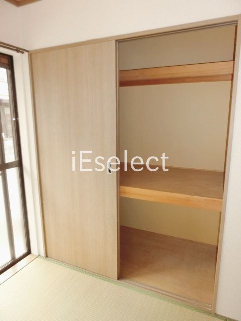 収納　奥行のある収納です。