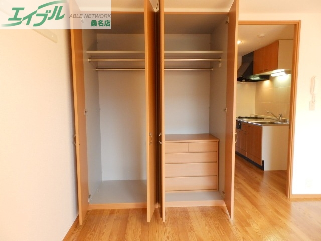 収納　同物件別室反転タイプ画像
