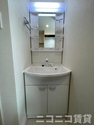 洗面設備　別号室イメージの為、現状を優先致します。