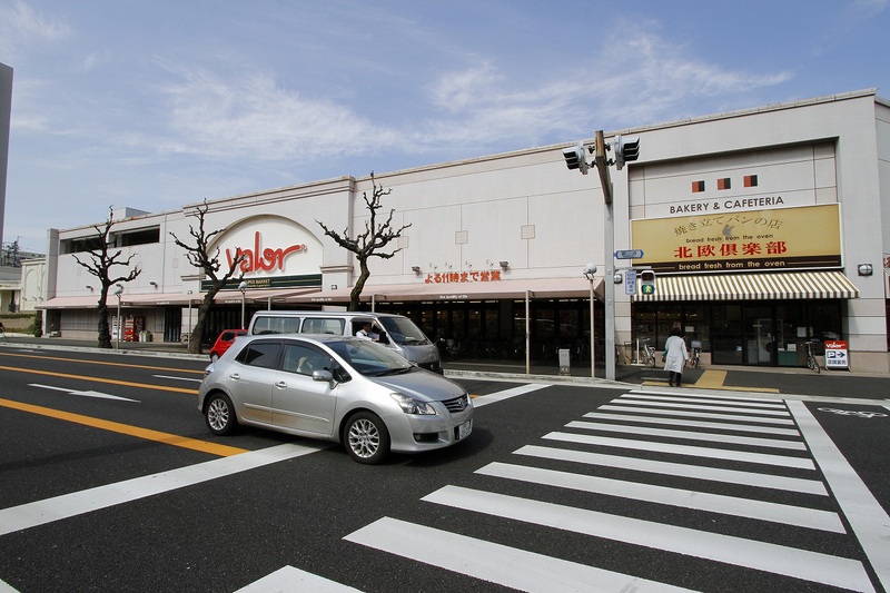 スーパー　バロー 車道店（スーパー）まで320m