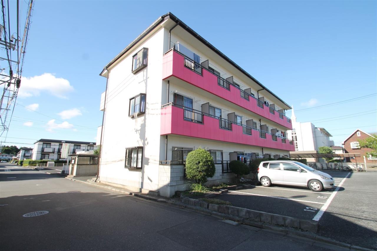 建物外観　３階建てアパート
