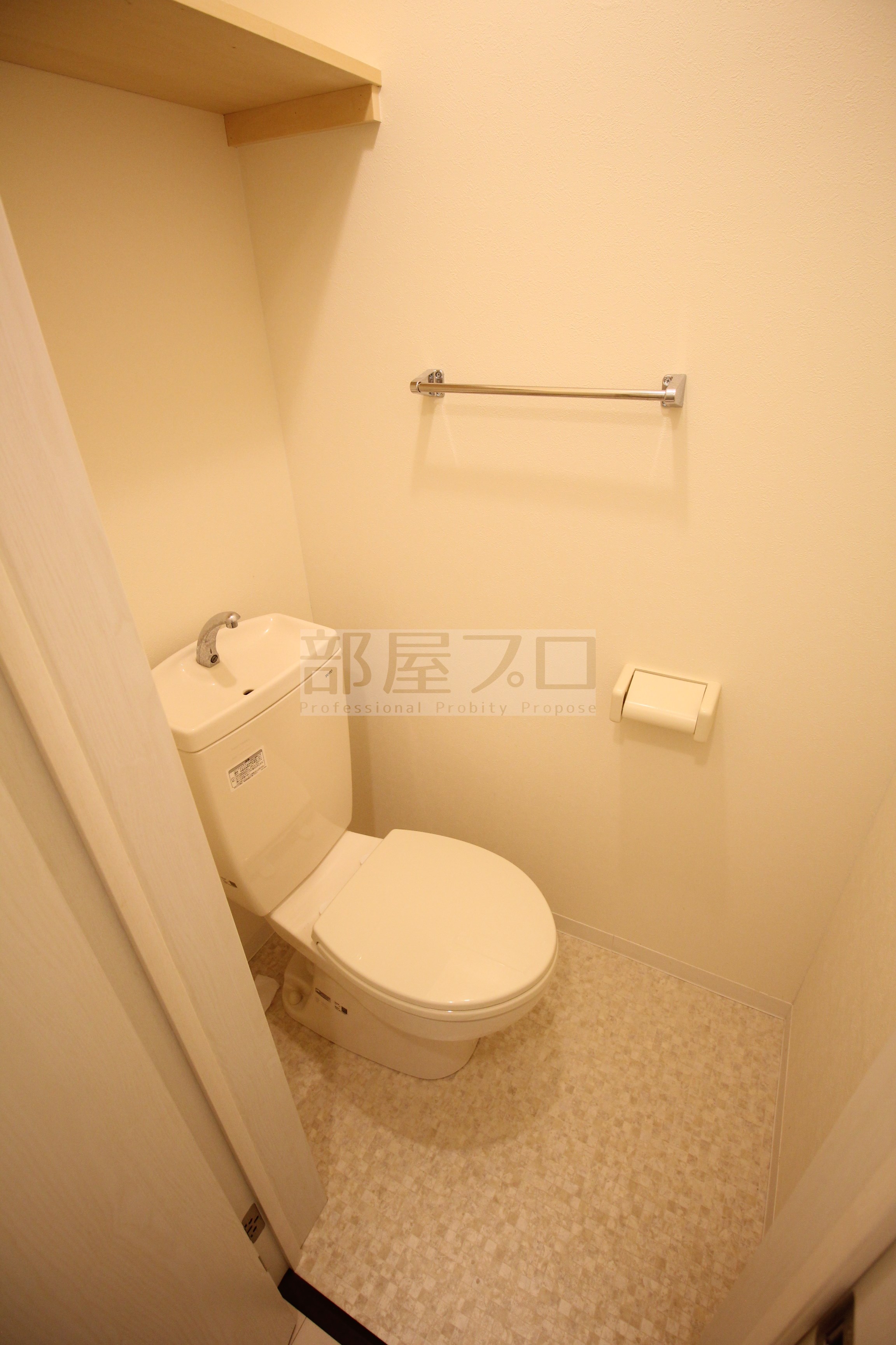 ＪＲ函館本線 発寒駅 徒歩3分 3階建 築10年のトイレ写真