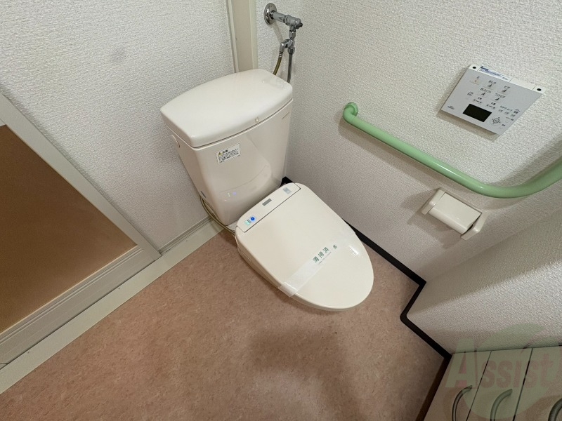 トイレ　トイレです。ウォシュレット付を探している方、おすすめです！