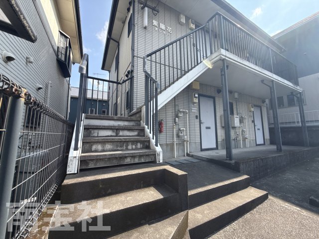 ＪＲ指宿枕崎線 谷山駅 徒歩24分 2階建 築31年の外観写真