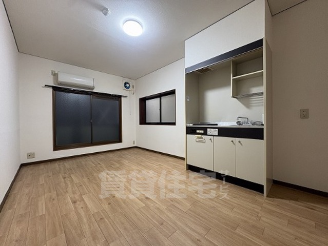 ＪＲ片町線 徳庵駅 徒歩6分 3階建 築36年の居間写真