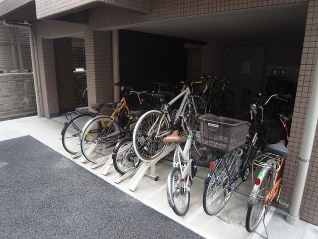 駐車場　★駐輪場★