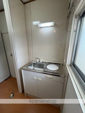 都電荒川線 荒川車庫前駅 徒歩4分 2階建 築55年のキッチン写真