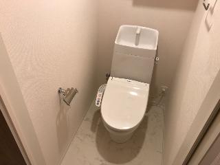 トイレ　シャワー付トイレ