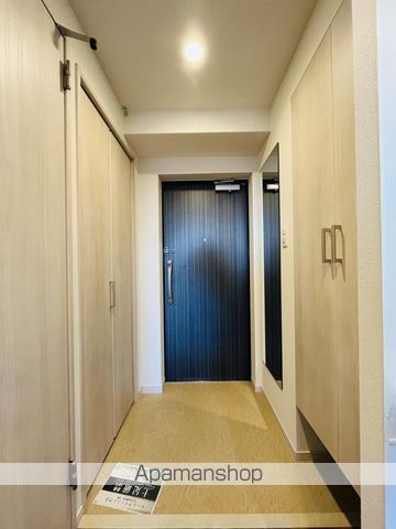 地下鉄御堂筋線 天王寺駅 徒歩22分 13階建 築4年の玄関写真
