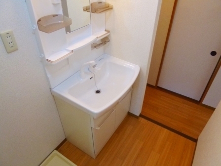 洗面設備　独立洗面化粧台付き☆