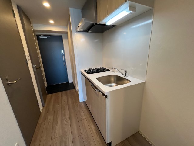 キッチン　写真は、他部屋の同間取りです。(現況優先)