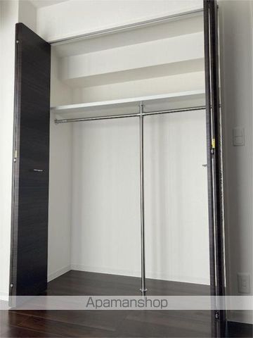 レジディア三軒茶屋IIIの内装写真