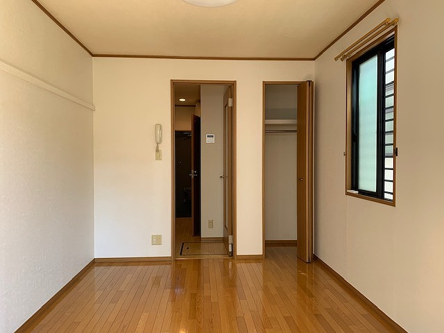 居室・リビング　角部屋