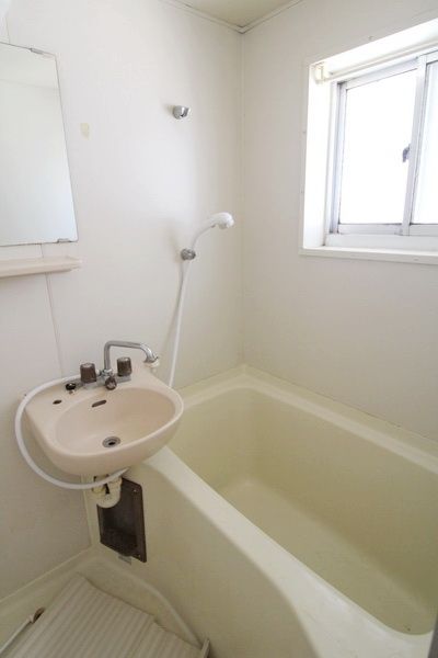 バス・シャワールーム　バス