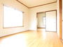 居室・リビング　２面採光で、明るいお部屋♪