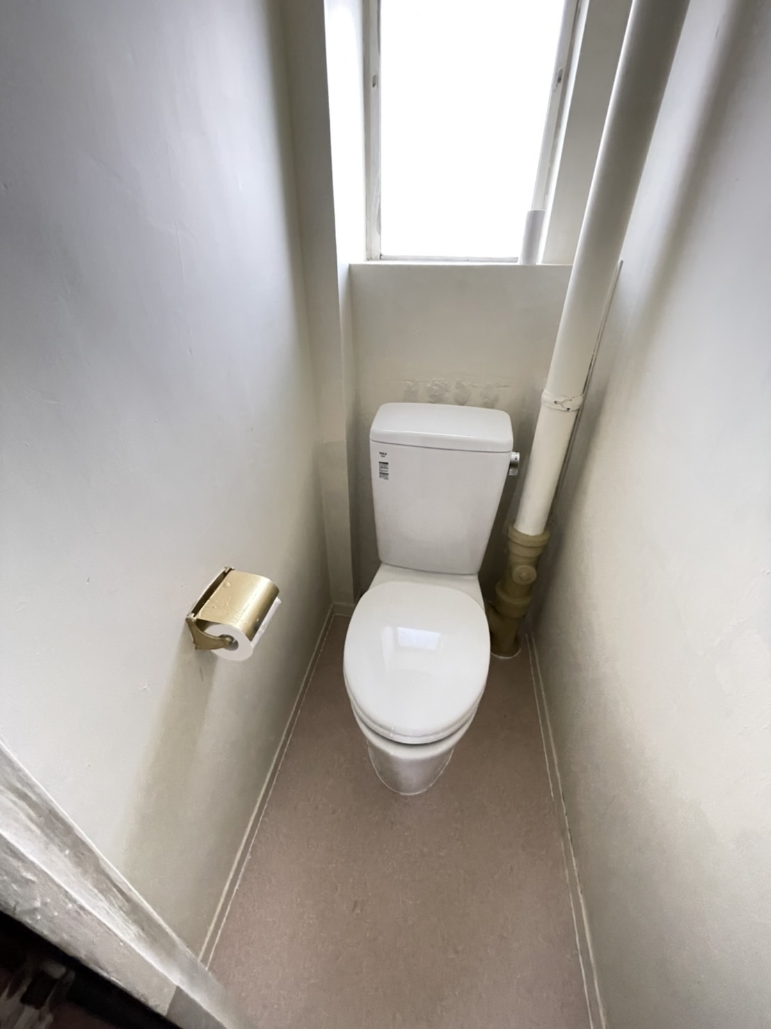 県営西舞子厚生年金住宅2号棟のトイレ写真