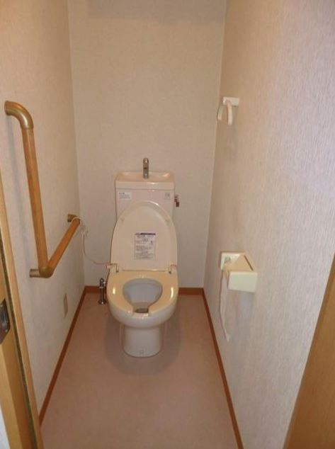 【日野市南平のアパートのトイレ】