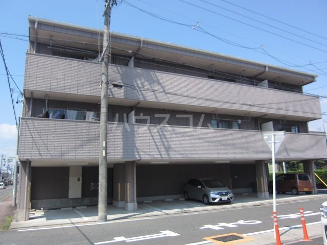 名古屋市中川区打中のマンションの建物外観