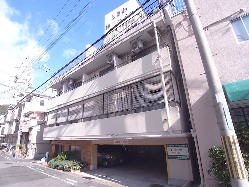 神戸市兵庫区神田町のマンションの建物外観