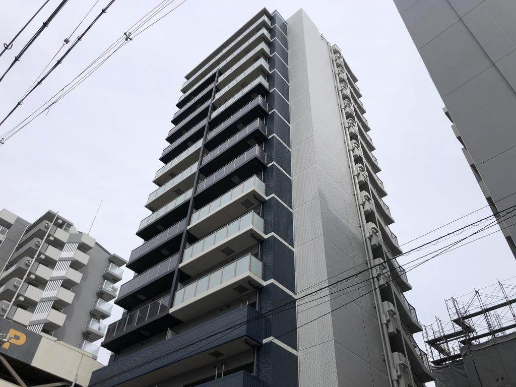 プレサンス兵庫駅前の建物外観