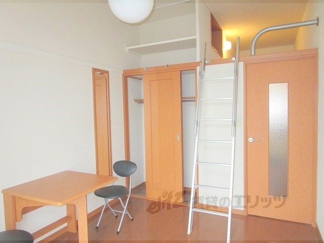 居室・リビング　洋室