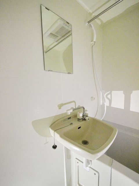 レオパレスTAKA デルタの内装写真