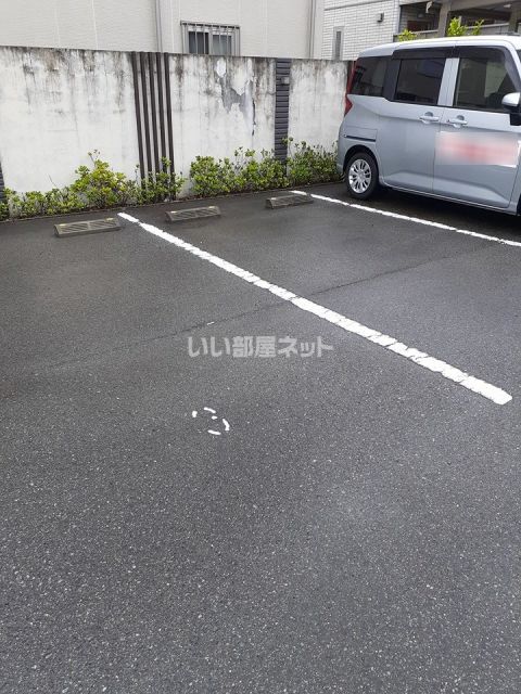 【グランドハイム姫路の駐車場】