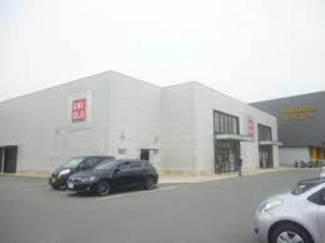 ショッピングセンター　ユニクロ明石店（ショッピングセンター）まで815m