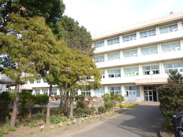 中学校　綾瀬市立北の台中学校（中学校）まで1300m