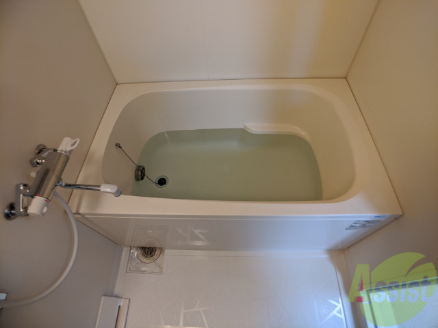 バス・シャワールーム　疲れた一日はゆっくりとお風呂に浸かりたいものです。