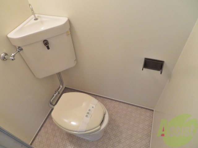 トイレ　バス・トイレ別でお掃除しやすいですよ～。