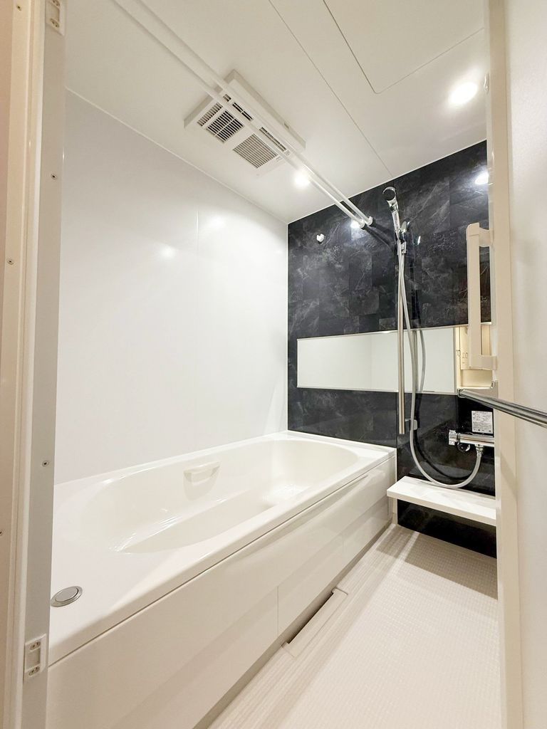 バス・シャワールーム　バルコニー