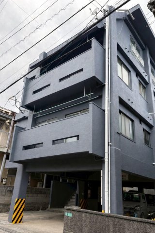 建物外観　塗装をして綺麗な外観になっています！