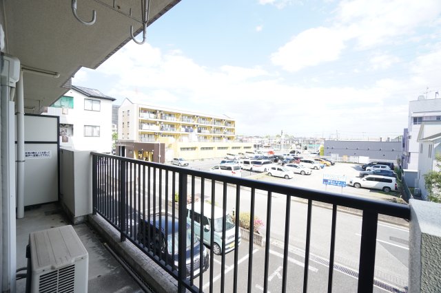 バルコニー　※同物件の写真です。