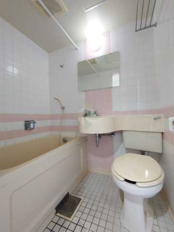 バス・シャワールーム　ＡＤＸ目白