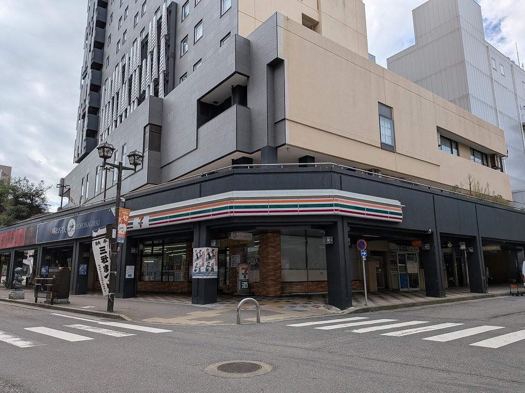 コンビニ　セブンイレブン新潟弁天1丁目店（コンビニ）まで182m