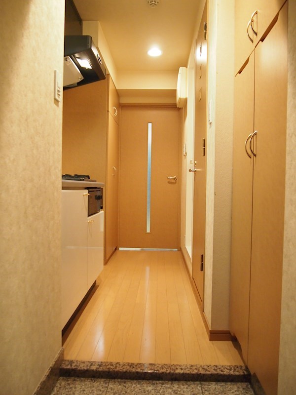 玄関　シンプルで使いやすい玄関です。