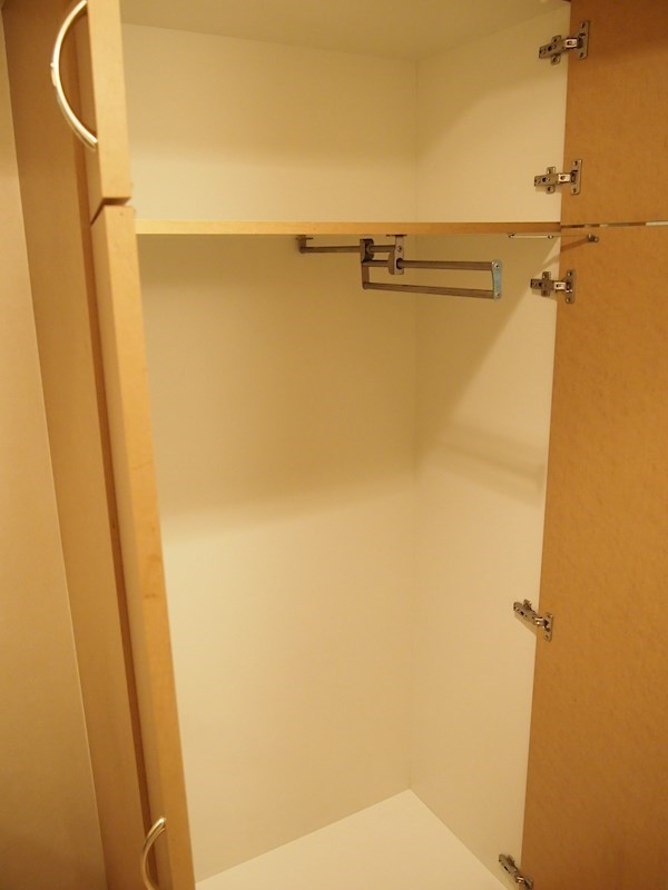 収納　たっぷりとした収納スペースです。