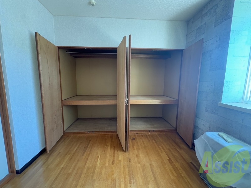 収納　こちらは収納です。物をしまう事ができますね！